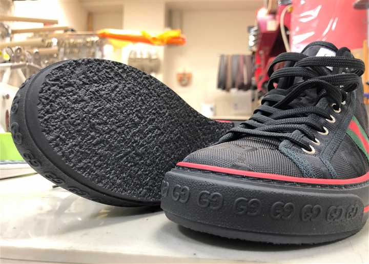 GUCCI�̃X�j�[�J�[�\�[���⋭�A2