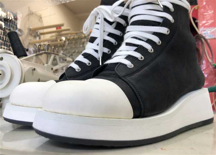 ����X�j�[�J�[�̌���J�b�g�A3