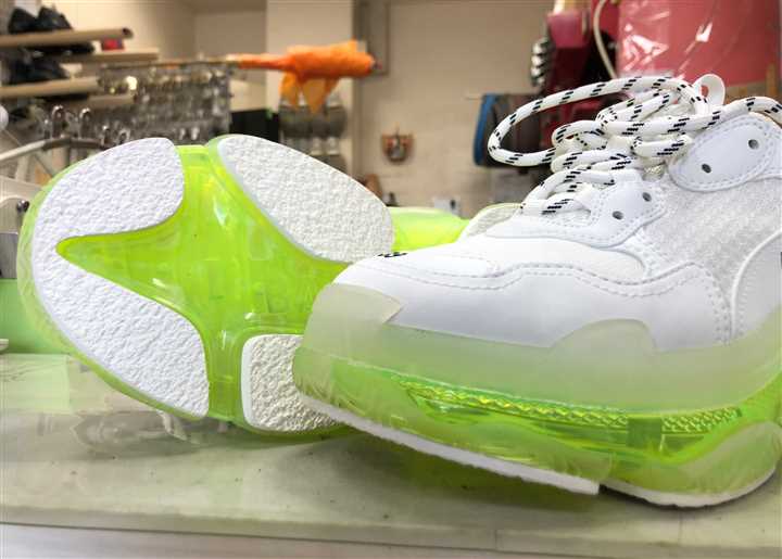 �g���v��s�̃\�[�����z���C�g���o�[�ŕ⋭�A2