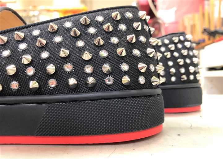 ルブタンのスニーカーソール補強修理、3