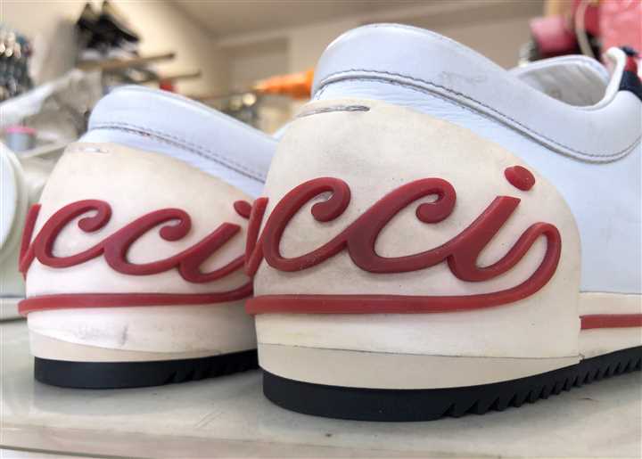 GUCCI�̃X�j�[�J�[�̌��肷�����J�J�g�C���ƃ\�[���⋭�A3