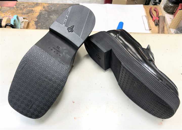 �}���j�̊v�C�̒�̏C���A1