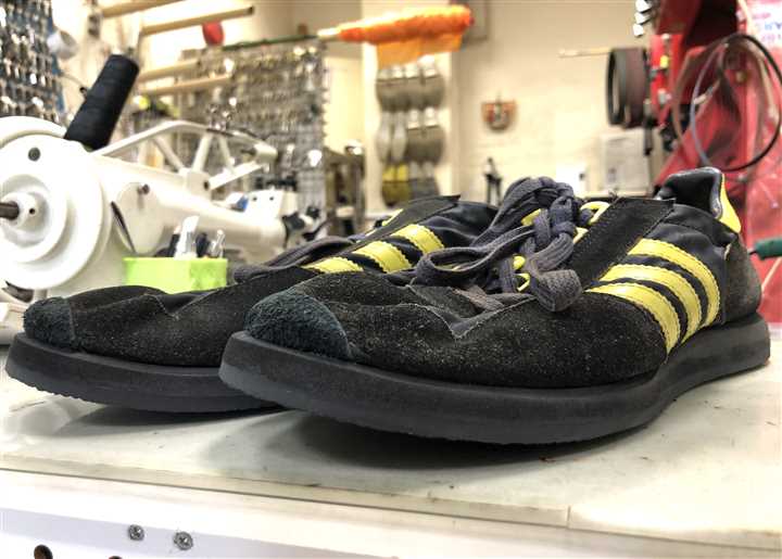 �A�f�B�_�X�̃X�j�[�J�[�I�[���\�[�������A2