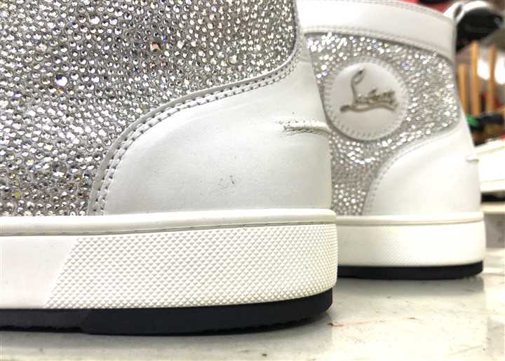 ルブタンのスニーカーソール補強、3