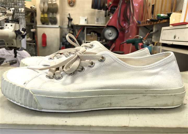 �}���W�F����tabi�X�j�[�J�[�̃\�[���⋭�A4