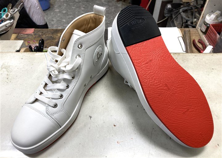 ルブタンのスニーカーソール補強、1