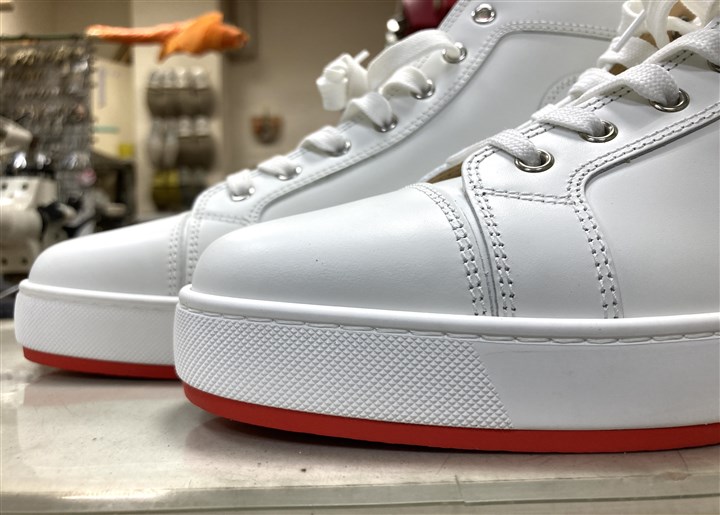 ルブタンのスニーカーソール補強、2