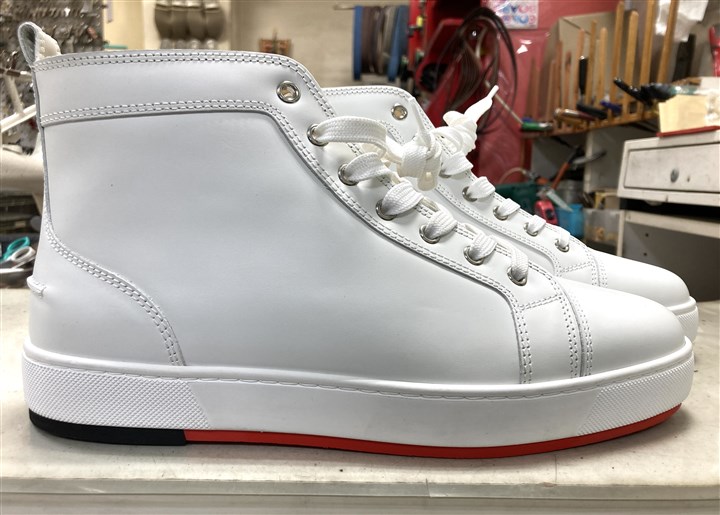 ルブタンのスニーカーソール補強、4