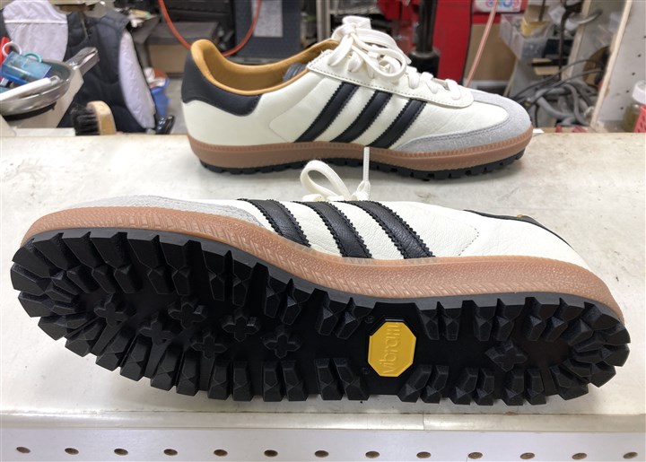 �A�f�B�_�X�~�W���E���h�̃R���{�X�j�[�J�[�̃\�[���⋭�A1