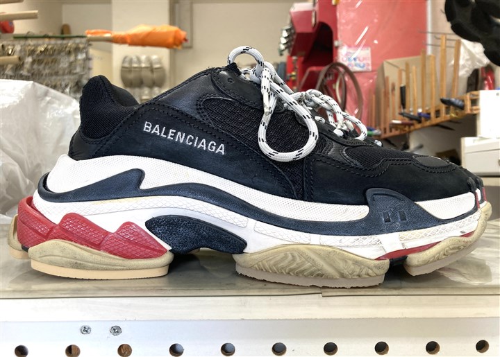 �o�����V�A�K�y�g���v��S�z�̃X�j�[�J�[�\�[���⋭�A4