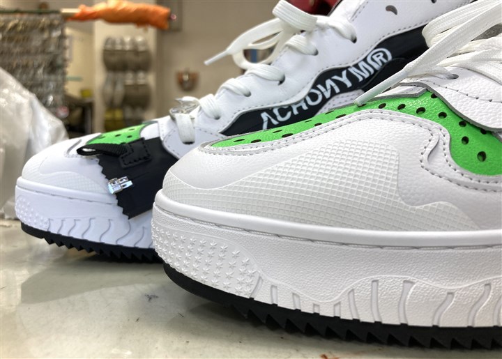 �~�X�`�[�t�~�A�N���j�E���̃R���{�X�j�[�J�[�̃\�[���⋭�A2