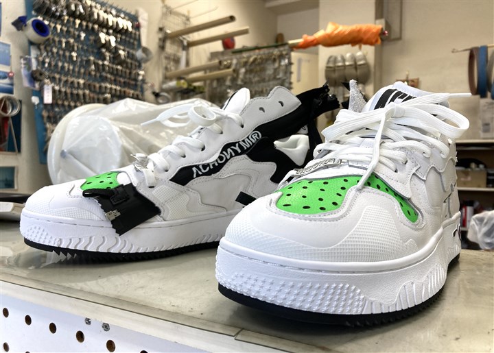 �~�X�`�[�t�~�A�N���j�E���̃R���{�X�j�[�J�[�̃\�[���⋭�A4