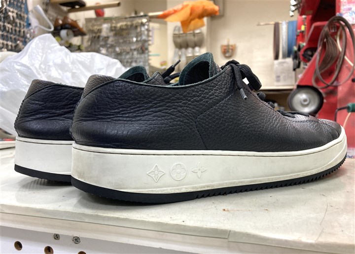 �J�J�g���������������C�E���B�g���̃X�j�[�J�[�\�[���⋭�A4