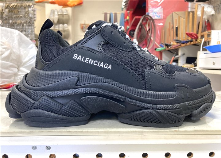 �o�����V�A�K�y�g���v��S�z�̃X�j�[�J�[�\�[���⋭�A3