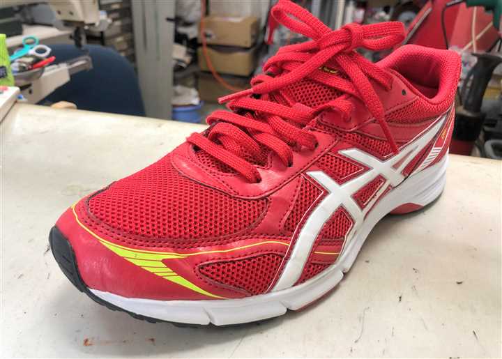 �X�j�[�J�[�̂ܐ攍����Đڒ��C���A4