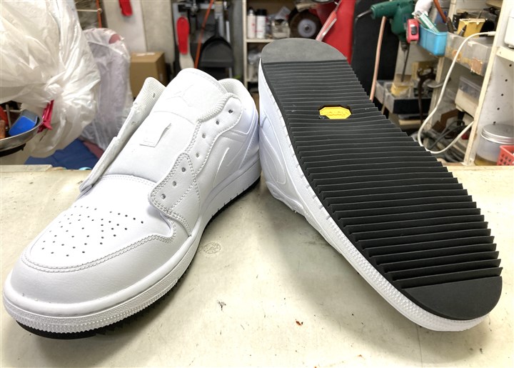 �i�C�L�y�G�A�W���[�_��1�z�̃X�j�[�J�[�\�[���⋭�A1