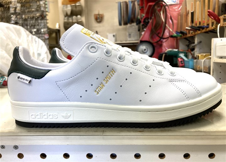 �A�f�B�_�X�y�X�^���X�~�X�z�̃X�j�[�J�[�\�[���⋭�A4