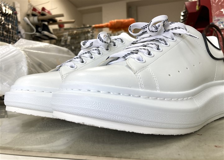 �A���L�T���_�[�E�}�b�N�C�[���̃X�j�[�J�[�\�[���⋭�A2