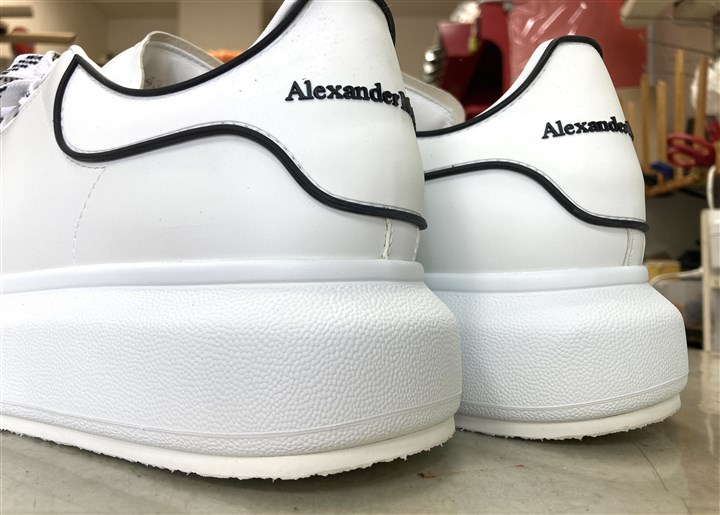 �A���L�T���_�[�E�}�b�N�C�[���̃X�j�[�J�[�\�[���⋭�A3