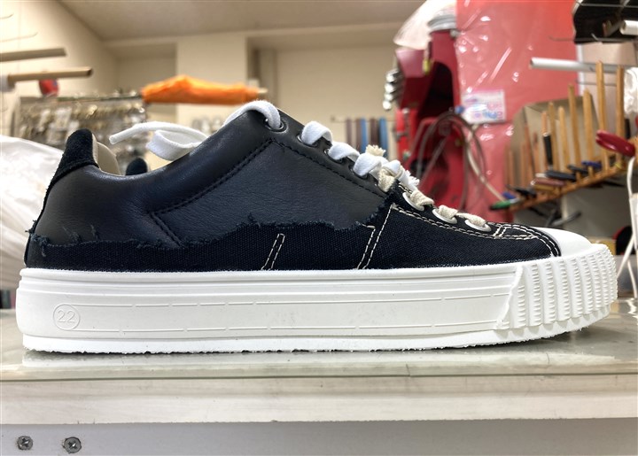 �}���W�F���̃X�j�[�J�[�\�[���⋭�A3