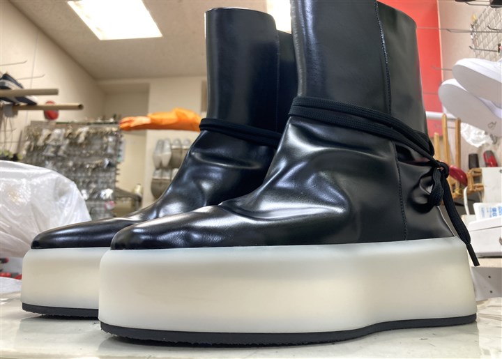 �t�B�A�I�u�S�b�h�̃����O��X�j�[�J�[�̃\�[���⋭�A3