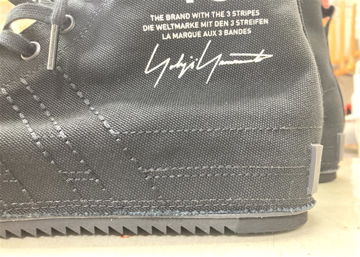 Y-3�̃X�j�[�J�[�\�[���⋭�A3