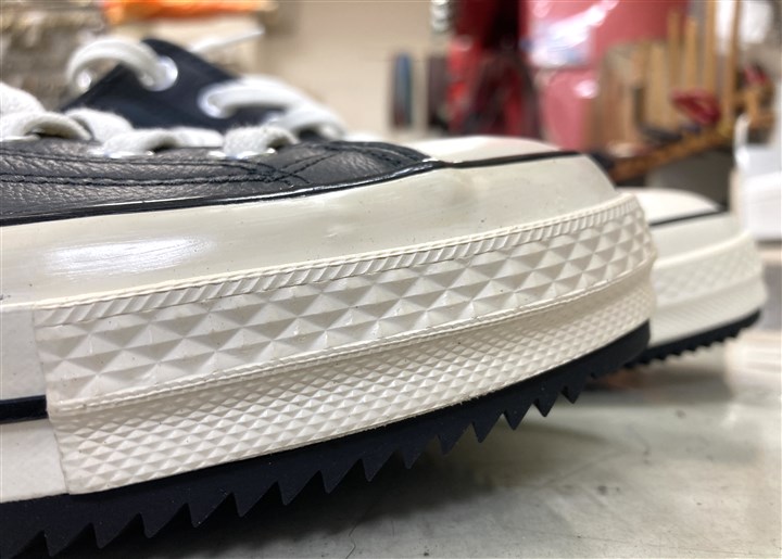 コンバースのスニーカーソール補強修理、2