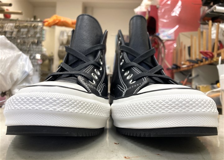 コンバースのスニーカーソール補強修理、2