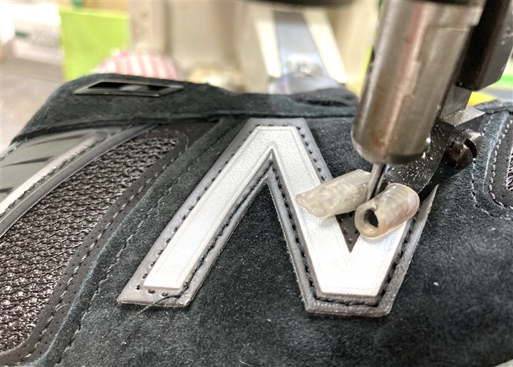 �j���[�o�����X990�̃z�c���̃~�V���X�e�b�`�C���A5