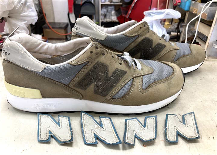 �j���[�o�����X1300�̃T�C�h�́uN�}�[�N�v�̌����C���A3