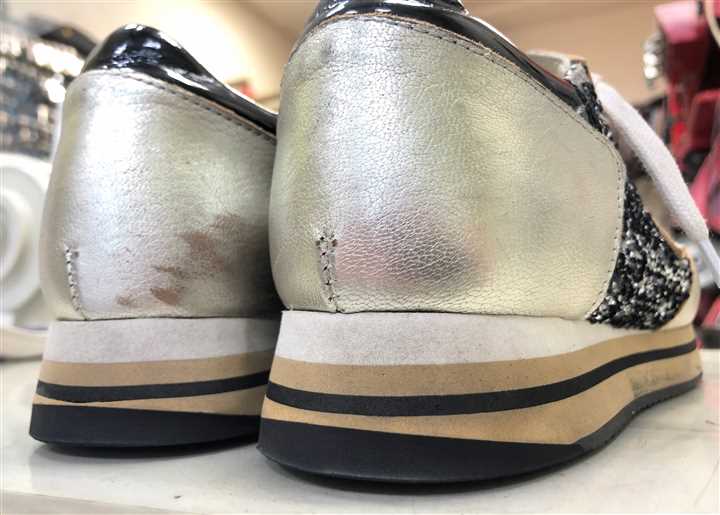 フィリップモデルのスニーカーのカカト修理、2