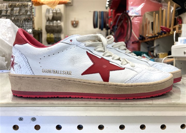 �S�[���f���O�[�X�̃X�j�[�J�[�\�[���⋭�C���A4