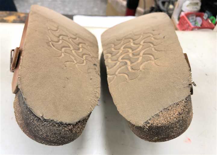 ビルケンシュトックのサンダルのソール交換修理、2