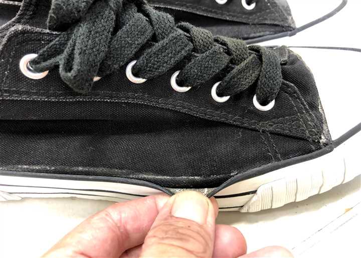 �X�j�[�J�[�̃\�[��������~�V���X�e�b�`�C���A1