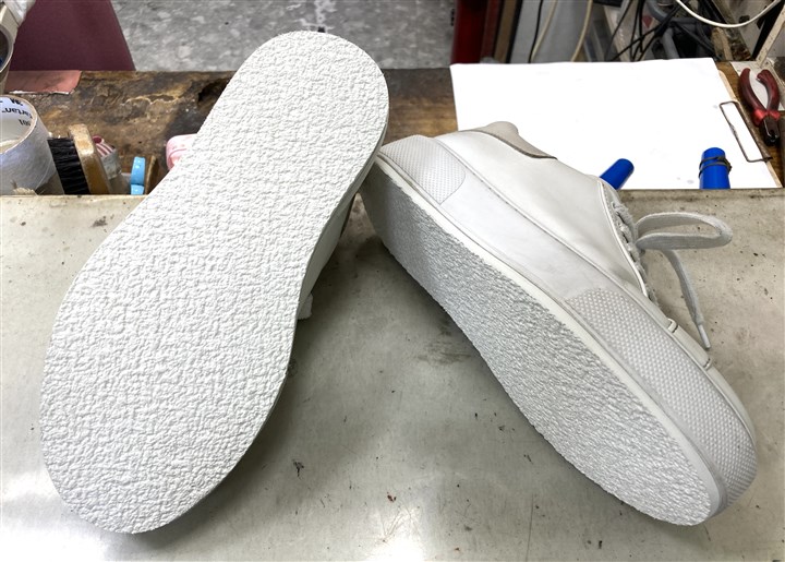 �v���_�̃X�j�[�J�[�̃\�[���⋭�S���̓\�ւ��C���A2