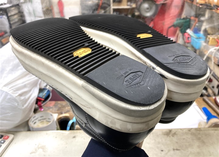 ���b�N�I�E�G���X�y���B���e�[�W�X�j�[�N�X�z�̃J�J�g�\�ւ��C���A1