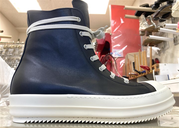 ���b�N�I�E�G���X�y�X�j�[�J�[�Y�z�̃\�[���⋭�C���A4