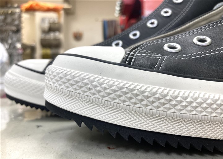 �R���o�[�X�̃X�j�[�J�[�\�[���⋭�C���A2