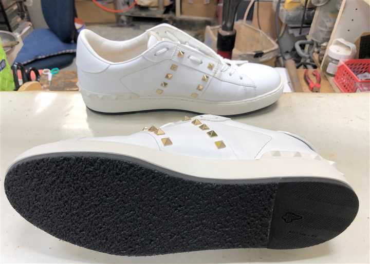 VALENTINO�̃X�j�[�J�[�\�[���⋭�A1