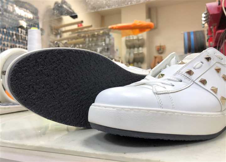 VALENTINO�̃X�j�[�J�[�\�[���⋭�A2