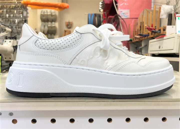 �O�b�`�̃X�j�[�J�[�\�[���⋭�A4