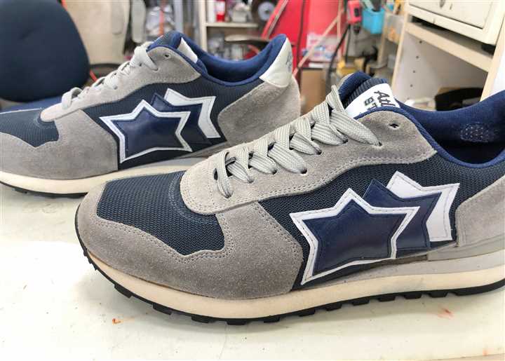 �A�g�����e�B�b�N�X�^�[�Y�̃T�C�h�X�^�[�̓\�ւ��C���A3