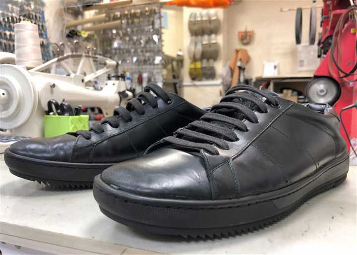 サンローランのソールを補強、4