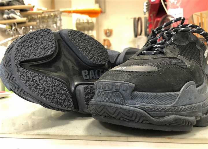 �g���v��S�̒�ɃS����\���ĕ⋭�A3