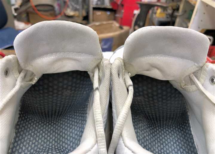 NIKEのシュータン上部の修理、3