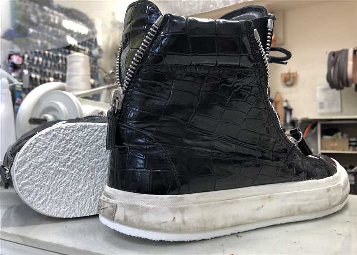 ザノッティのスニーカーソール補強修理、3