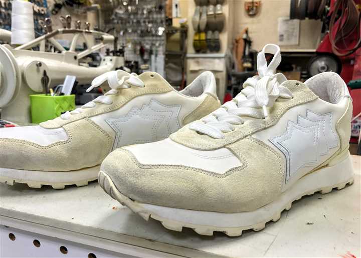 �A�g�����e�B�b�N�X�^�[�Y�̃T�C�h�̃X�^�[�\�ւ��C���A6