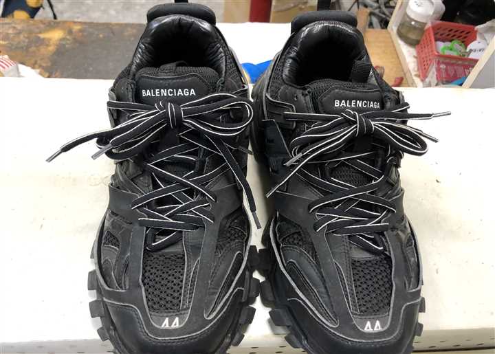 �o�����V�A�K�̃g���b�N�̃J�J�g�����j��C���A2