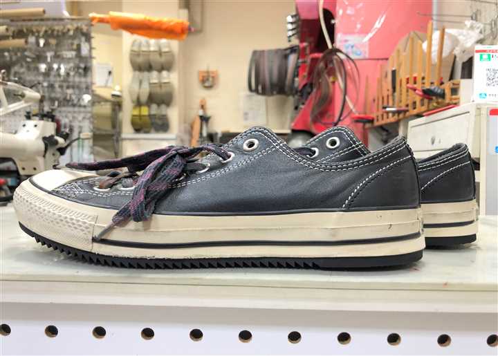 カカトの減りすぎたコンバースの修理、4