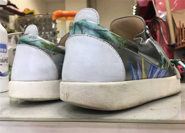 ジュゼッペ・ザノッティのスニーカー修理、1